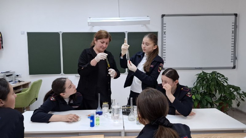 внеурочное занятие по физике  &amp;quot;Загадка цвета&amp;quot;..